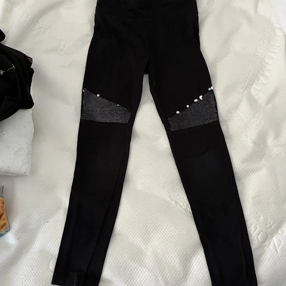 Justice sequin active pants size 6/7 - Picture 2 of 3